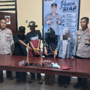 Polsek Bolo Berhasil Meringkus Terduga Pelaku Pengedar dan Penyalahguna Narkoba di Desa Nggembe