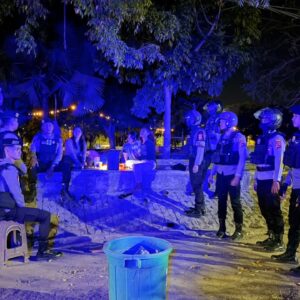 Jaga Kamtibmas Malam Hari, Sat Samapta Polres Bima Kota Intensifkan Patroli Blue Light
