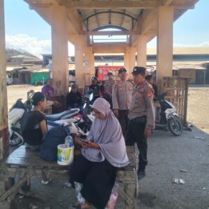 Melalui Patroli Rutin Polsek Woha Pantau Aktivitas Masyarakat dan Pastikan Kondusifitas Wilayah