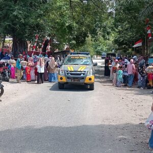 Meriahkan HUT RI ke-81, Polsek Wera Amankan Pawai Karnaval PAUD hingga SD/MI