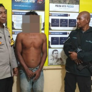 Polsek Plampang Evakuasi Terduga Pelaku Pencurian Mesin Air dari Amukan Massa di Desa Selante