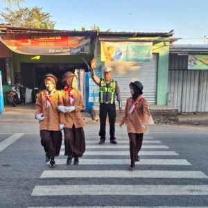 Saban Pagi Satlantas Polres Bima Rutin Laksanakan Pengamanan dan Pengaturan Lalulintas