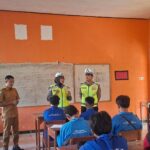 Police Goes To School, Sat Lantas Polres Bima Kota Edukasi Pelajar tentang Keselamatan Berlalu Lintas