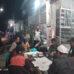 Jaga Keamanan Malam Hari, Polsek Asakota Sambangi Warga dan Para Pemuda