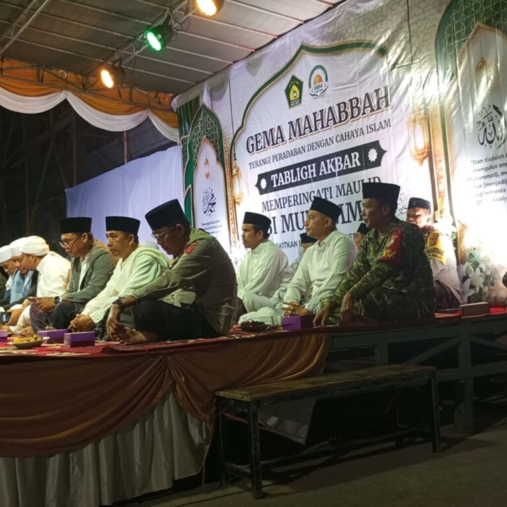 Tabligh Akbar Maulid Nabi Hidupkan Semangat Kebersamaan