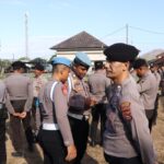 Si Propam Periksa HP Personel Polres Sumbawa Barat, Cegah Judi Online di Lingkungan Kepolisian