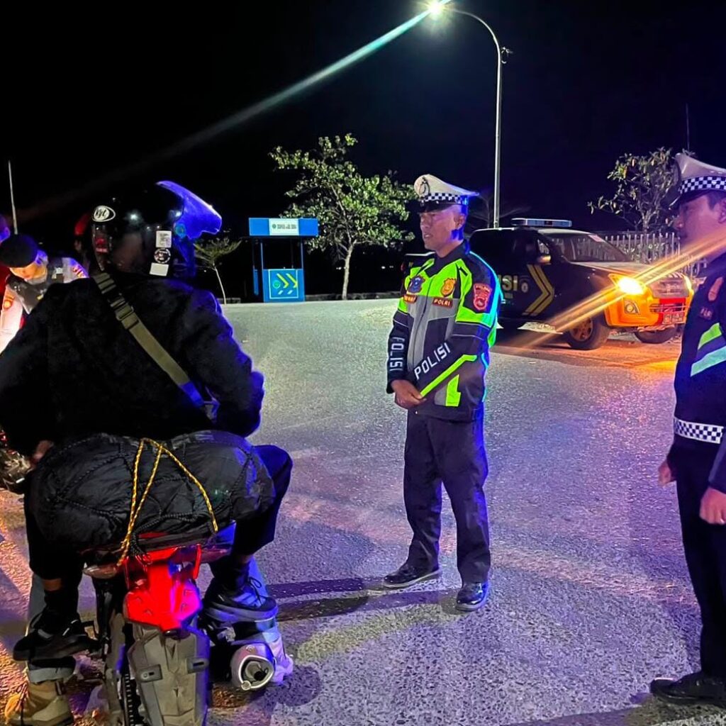 Mencegah Aksi Balapan Liar dan Cegah Potensi Kejahatan Jalanan, Piket Pamapta Polres Bima Kabupaten Optimalkan Patroli KRYD