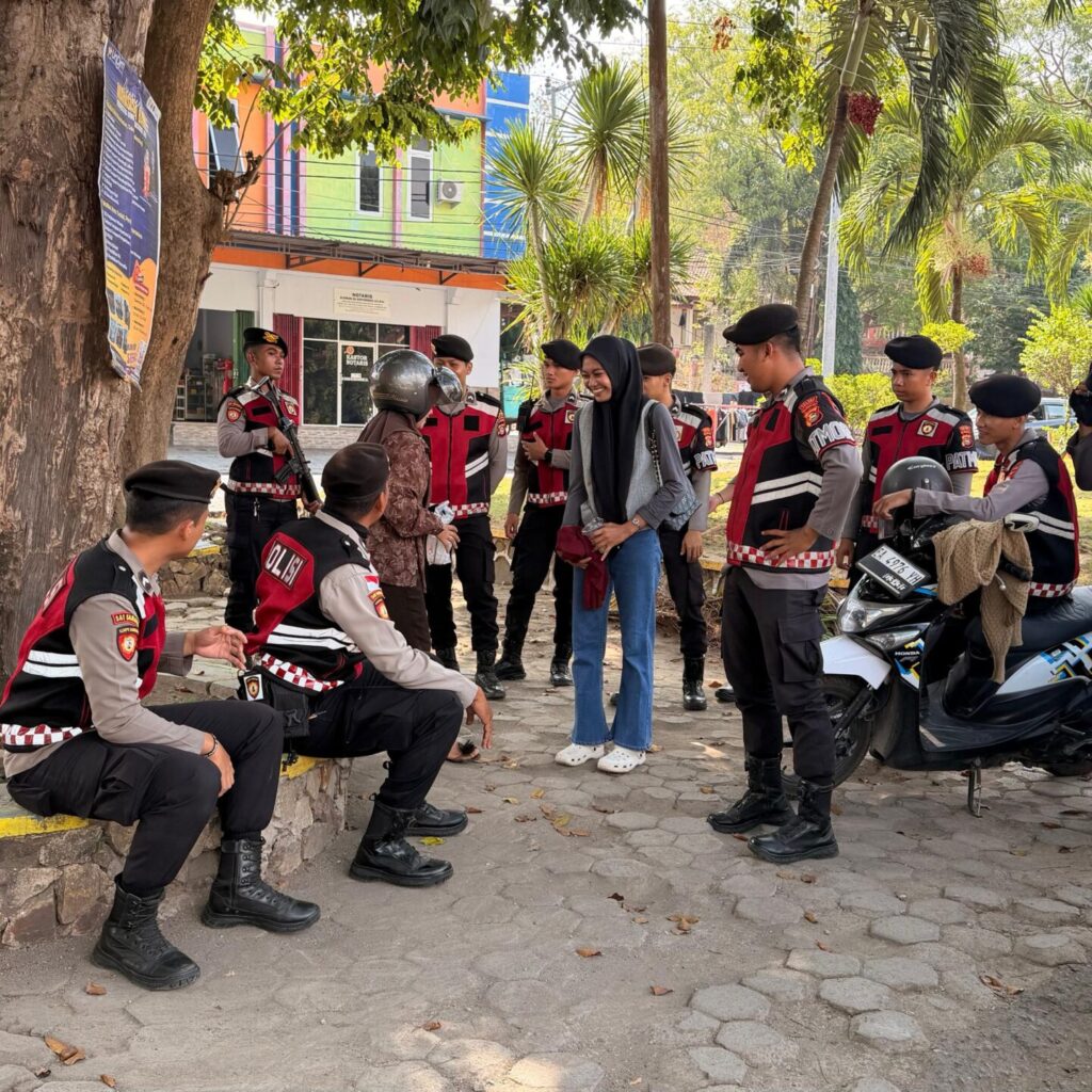 Patroli Dialogis, Sat Samapta Polres Bima Kota Beri Rasa Aman dan Edukasi Bahaya Narkoba