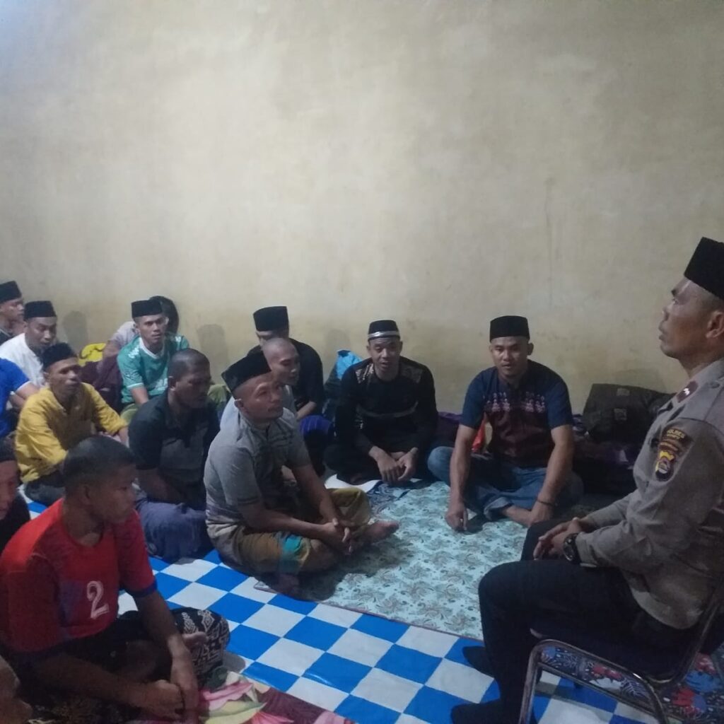 BINMAS POLRES DOMPU BERIKAN PEMBINAAN KEAGAMAAN KEPADA 34 TAHANAN, DORONG REFLEKSI DAN PERUBAHAN DIRI