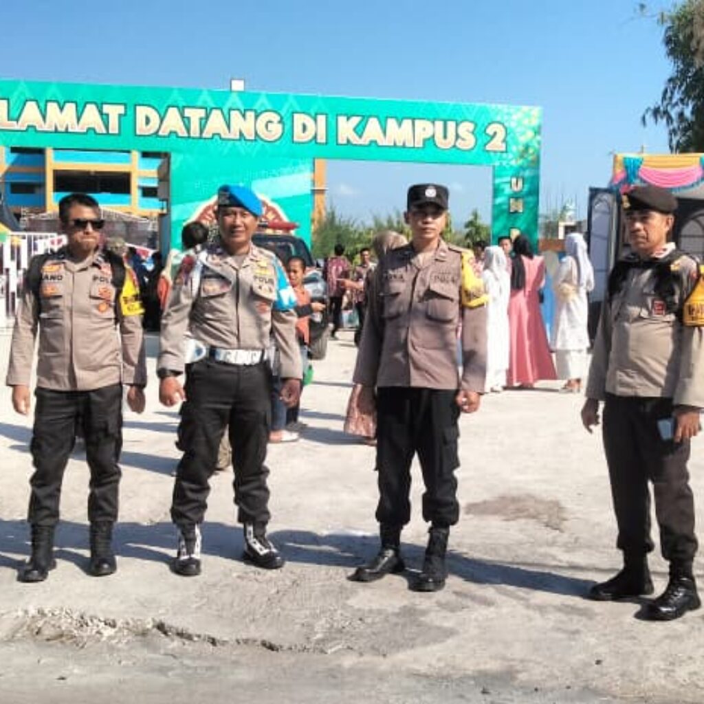 Polsek Asakota Hadir Berikan Rasa Aman di Tengah Wisuda Universitas Muhammadiyah Bima