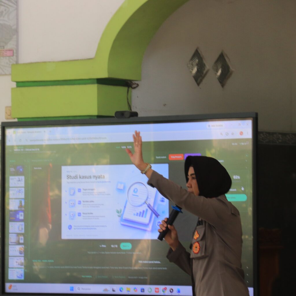 Antisipasi Kejahatan Siber, SMAN 5 Tuban Gelar Sosialisasi Etika Pemanfaatan AI