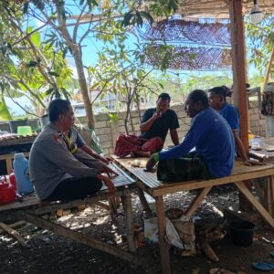 Bhabinkamtibmas Desa Pare Mas Lakukan Silaturrahmi dan Berikan Himbauan Ke Warga Binaan