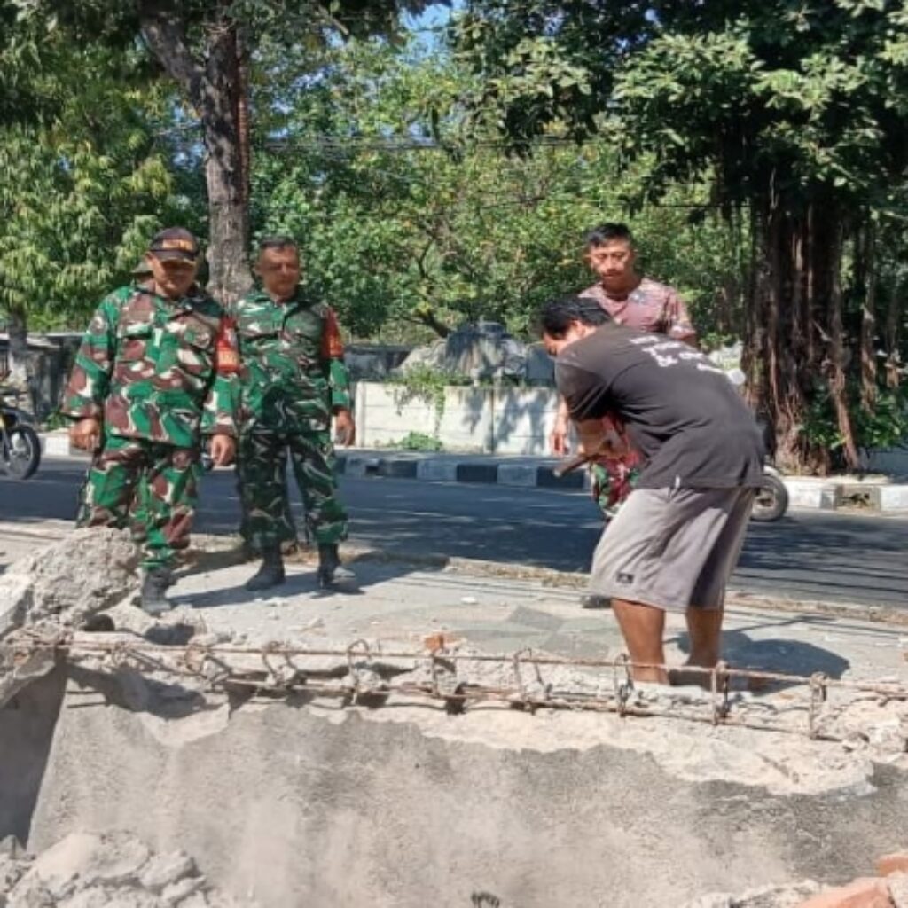 Cegah Pembangunan Mangkrak, Koramil Ampenan Turun Tangan
