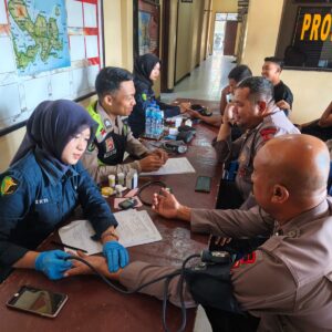 Peduli Kesehatan, Sidokkes Polres Bima Kota Gelar CKG Gratis di Mako Brimob Kompi C