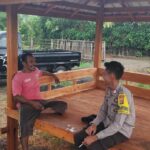 BHABINKAMTIBMAS DESA SONGGAJAH SAMBANGI WARGA, AJAK MANFAATKAN PEKARANGAN UNTUK KETAHANAN PANGAN KELUARGA