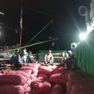 Polsek Kawasan Pelabuhan Laut Bima Gelar Patroli Cipkon, Antisipasi Gangguan Kamtibmas