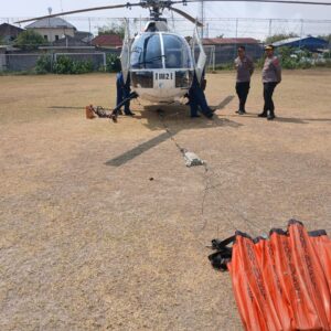 Kebakaran TPA Putri Cempo Solo, Helikopter Polairud Baharkam Polri BKO Polda Jateng Dikerahkan Gempur Api dari Udara
