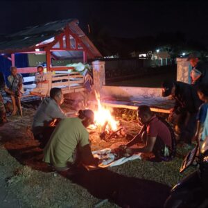 Polres Dompu Tingkatkan Sambang dan Pengecekan Satkamling, Perkuat Kemitraan Polisi dan Masyarakat