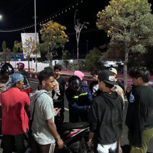 Sat Samapta Polres Bima Kota Laksanakan Patroli Malam, Bantu Korban Laka Lantas
