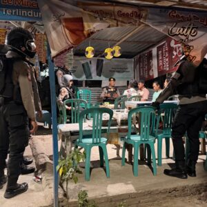 Patroli Dialogis Sat Samapta Polres Bima Kota Sambang Kelurahan Paruga Dan Pane, Sampaikan Pesan Kamtibmas