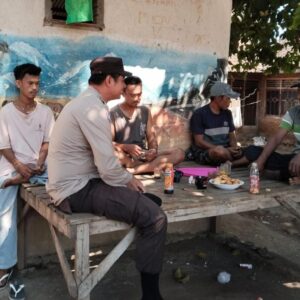 Sambangi Warga Binaan, Bhabinkamtibmas Polsek Sanggar Sampaikan Himbauan dan Larangan Karhutla
