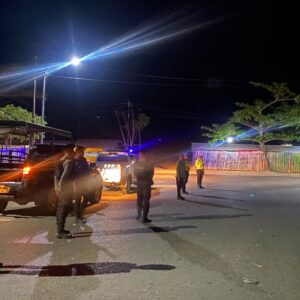 Hadir Melalui Patroli Humanis, Pamapta Polres Bima Kabupaten Jaga Kondusifitas Kamtibmas dan Cegah Potensi Kriminalitas