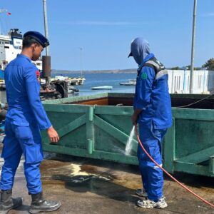 Sat Polairud Polres Dompu Hadir Layani dan Jaga Kamtibmas Masyarakat Pesisir