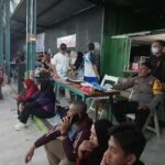 Bhabinkamtibmas Polsek Dompu Monitoring PB. OTW CUP I, Pastikan Turnamen Berlangsung Aman dan Kondusif