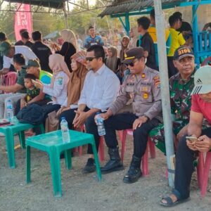 Polsek Hu’u Kawal Pembukaan Turnamen Mini Soccer Antar Angkatan Se-Kecamatan Hu’u 2026