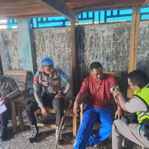 Peduli Kesehatan Personel, Polres Bima Kota Berikan Pelayanan Home Visit