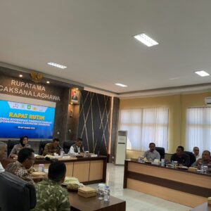 Rapat Rutin Forkopimda Sumbawa, Kapolres dan Bupati Sinergi Atasi Tambang Ilegal hingga Pengamanan Sidang