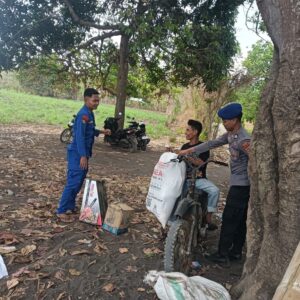 Sat Polairud Polres Dompu Laksanakan Polisi Penolong dan Binmas Perairan, Perkuat Keselamatan dan Kamtibmas Masyarakat Pesisir