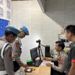 Tingkatkan Kedisiplinan dan Kualitas Layanan, Provos Polres Sumbawa Barat Laksanakan Pengawasan Pelayanan Publik