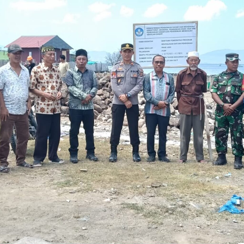 Kapolsek Kempo Hadiri Peletakan Batu Pertama PAUD JODI di Desa Soro Barat