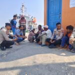 Polsek Kawasan Pelabuhan Laut Bima Gelar Patroli Rutin, Sampaikan Imbauan Kamtibmas kepada Aktivitas Pelabuhan