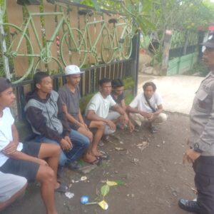 Sat Binmas Polres Dompu Imbau Warga Sorisakolo Cegah Karhutla dan Perkuat Kamtibmas