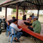 Bhabinkamtibmas Desa Kerumut Sambangi Warga, Ajak Masyarakat Jaga Kamtibmas dan Dukung Ketahanan Pangan