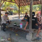 Sambangi Warga Dusun Mandar, Bhabinkamtibmas Labuhan Haji Ajak Masyarakat Jaga Kamtibmas