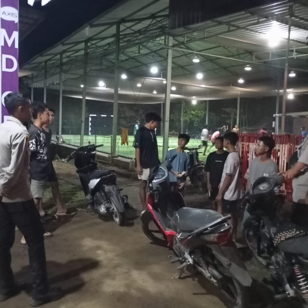 Polsek Pekat Polres Dompu terus meningkatkan kegiatan patroli cipta kondisi melalui Kegiatan Rutin Yang Ditingkatkan (KRYD)