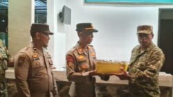 Sinergitas Tampa Batas, Polsek Monta Datangi Mako Koramil 1608/07 Monta dan Ucapkan Selamat HUT TNI ke 81