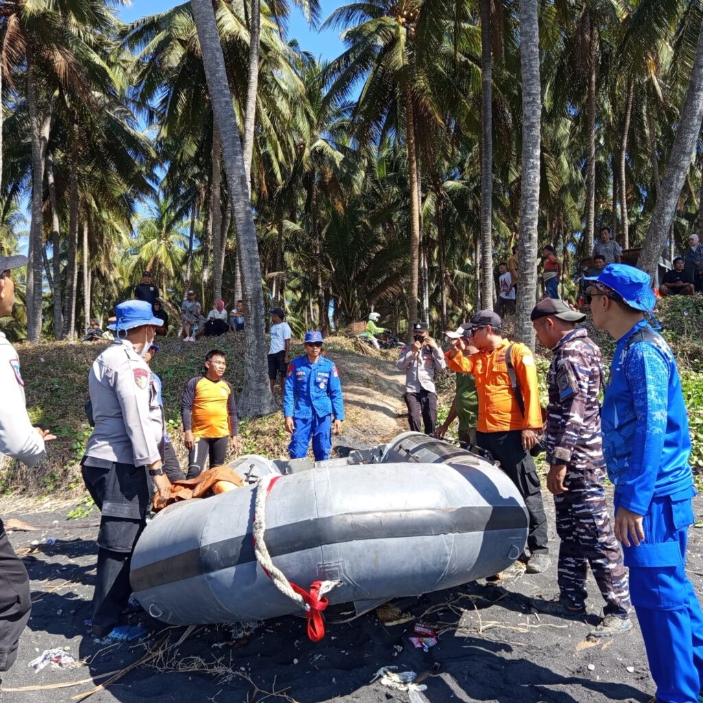 Korban Terseret Gelombang Ditemukan Meninggal Dunia, Tim SAR Gabungan Evakuasi Korban