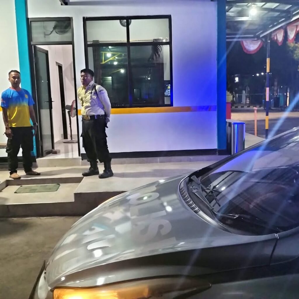 Cegah Tindak Pidana 3C, Piket Regu II Polsek Labuan Badas Intensifkan Patroli Blue Light Malam Hari di Kawasan Samota hingga Obvit