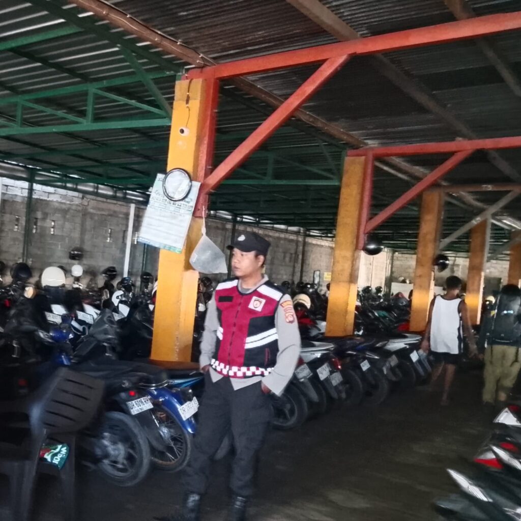 Situasi Kondusif, Polsek Pemenang Gencarkan Patroli Harkamtibmas di Pelabuhan Bangsal