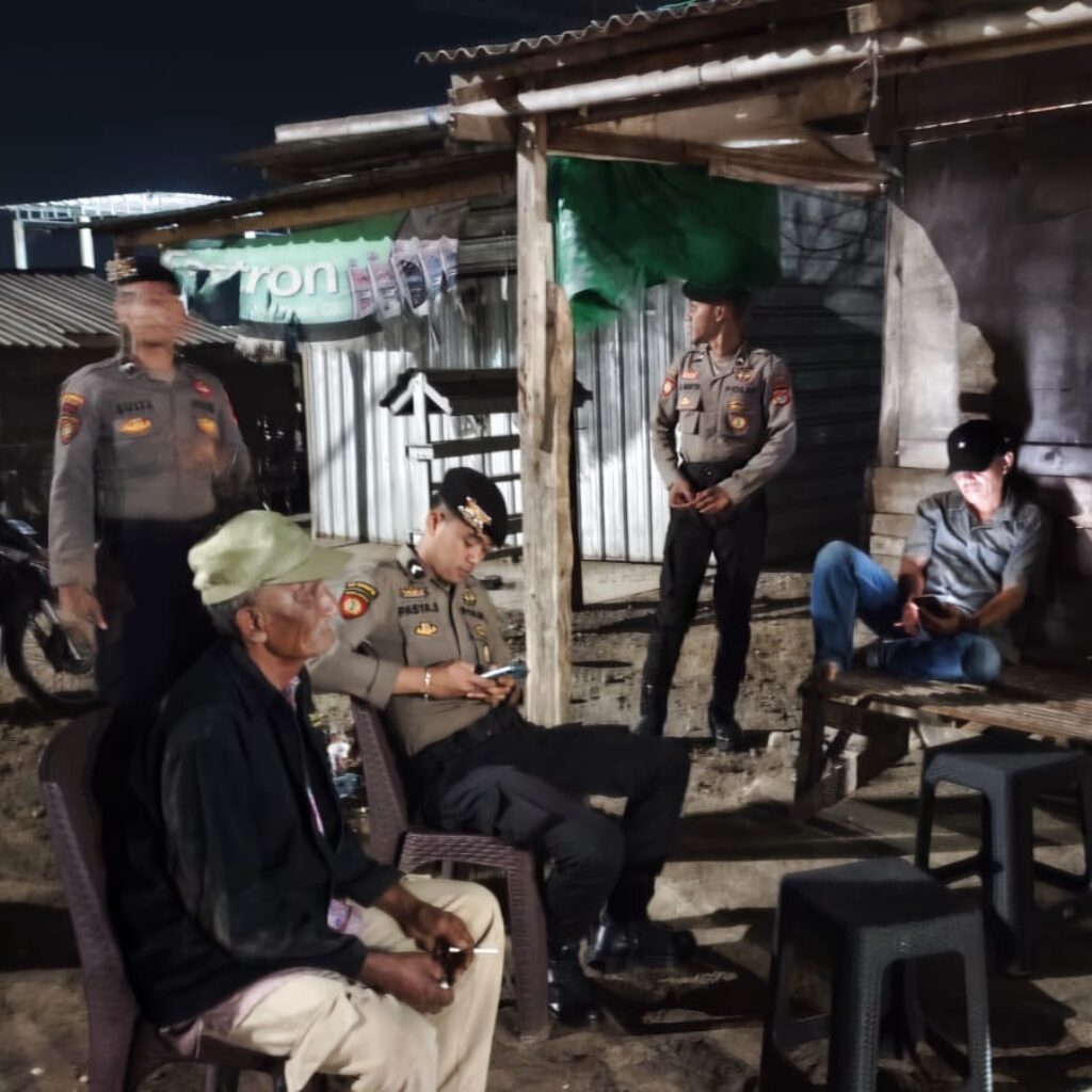 Patroli Dialogis Dini Hari, Sat Samapta Polres Bima Kota Hadir Berikan Rasa Aman kepada Masyarakat