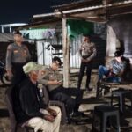 Patroli Dialogis Dini Hari, Sat Samapta Polres Bima Kota Hadir Berikan Rasa Aman kepada Masyarakat