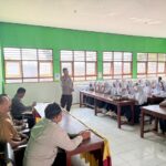 Bentengi Generasi Muda, Sat Binmas Polres Sumbawa Gelar Penyuluhan Bahaya Narkoba dan SPPA di SMPN 1 Batulanteh