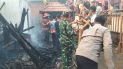 Kebakaran Hanguskan Tiga Rumah di Bakajaya, Polsek Woja Bersama Damkar dan Brimob Lakukan Pemadaman