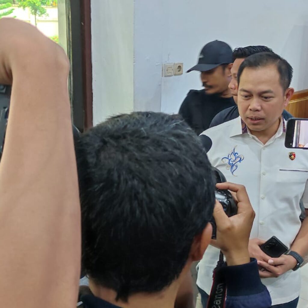 POLDA NTB BONGKAR KASUS CURANMOR HONDA BEAT STREET, PELAKU DAN PENADAH DITANGKAP