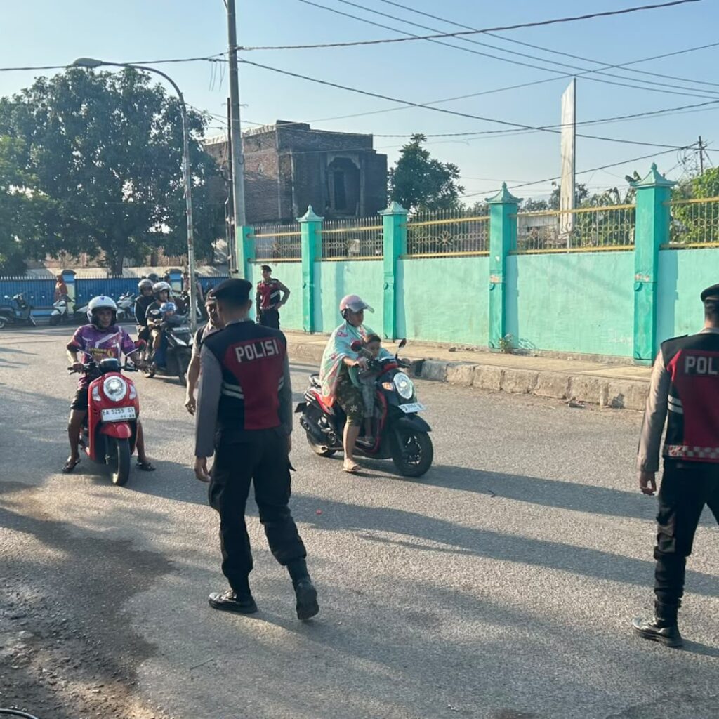 Sat Samapta Polres Bima Kota Gelar Rawan Pagi, Lancarkan Arus Lalu Lintas di Jalan Garuda dan Gajah Mada