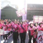 Meriahkan HKGB ke-74, Kapolres Sumbawa Barat Bersama Bhayangkari Ikuti Lomba Voli, Yel-Yel, hingga Bazar UMKM di Mapolda NTB